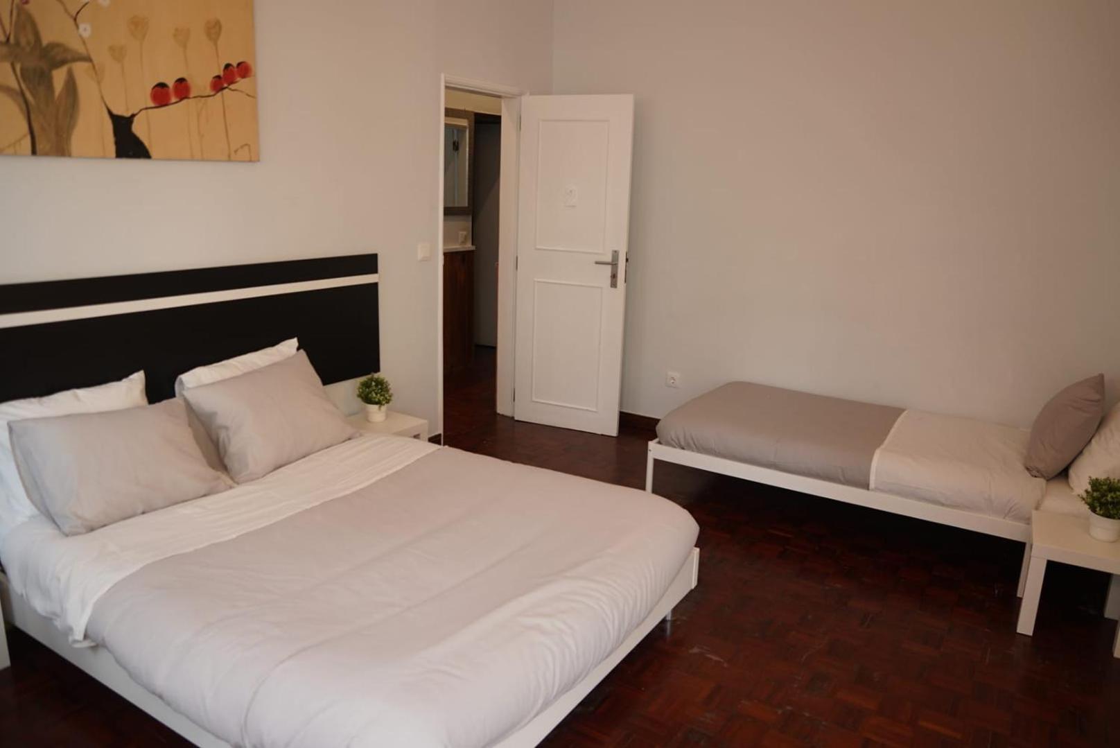 Bisengototo Homestay ลิสบอน ภายนอก รูปภาพ